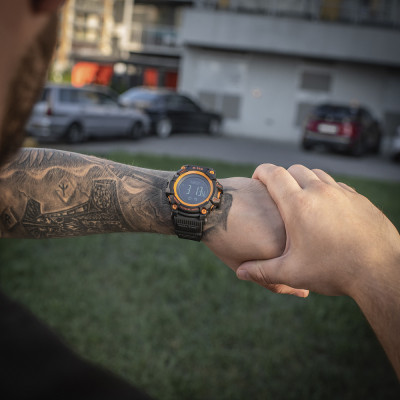 M-Tac Tactical Adventure kell kompassi ja altimeetriga, Oranž