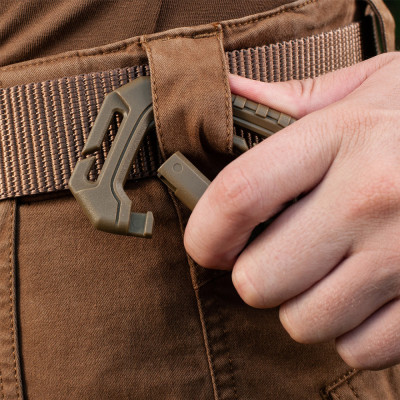 M-Tac plastist taktikaline karabiin MOLLE-ga, Coyote