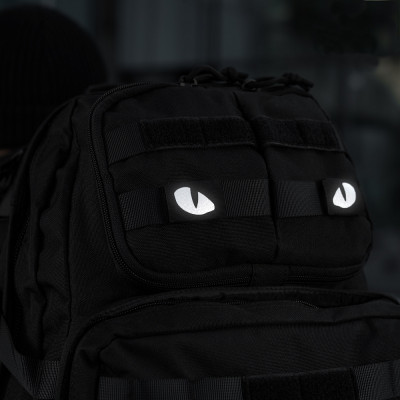 M-Tac „Tiger Eyes" pimedas helendav embleem (MOLLE)