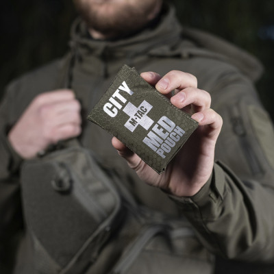 M-Tac City Med Pouch kompaktne esmaabikott, Ranger Green