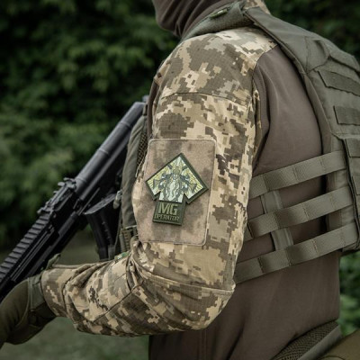 M-Tac PVC embleem „Valkyrie" Tiwaz ruuniga – 9,2 × 8,6 cm